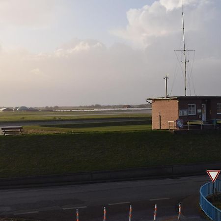 Heimathafen Ueber Hafen-Pub Daire Pellworm Dış mekan fotoğraf